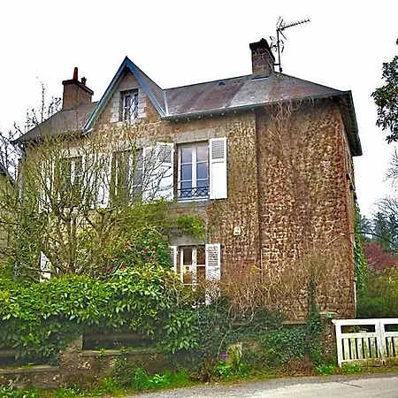 La Hogue Au Blanc *